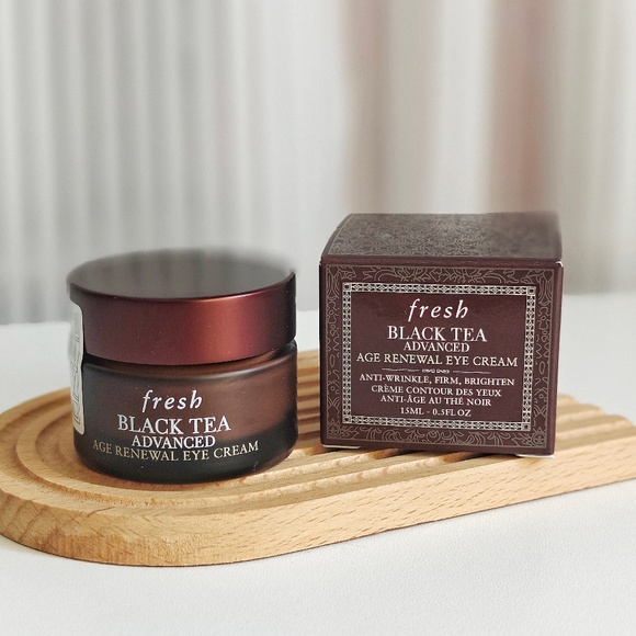 New Fresh Black Tea Advanced Age Renewal Eye Cream 0.5oz/ 15ml Full Size - Picture 1 of 1